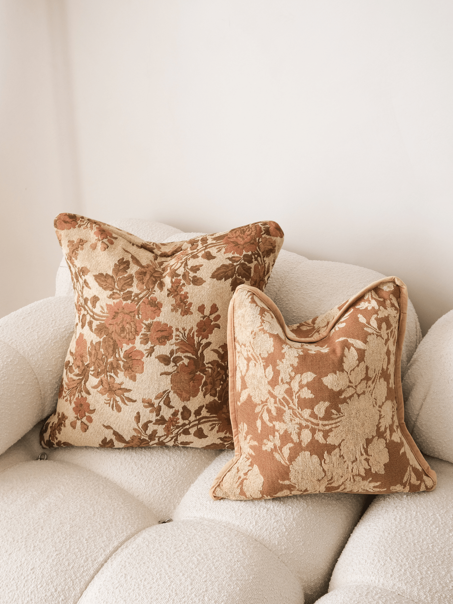 Adeline Tapestry Pillow - Artiome™ - Pillow