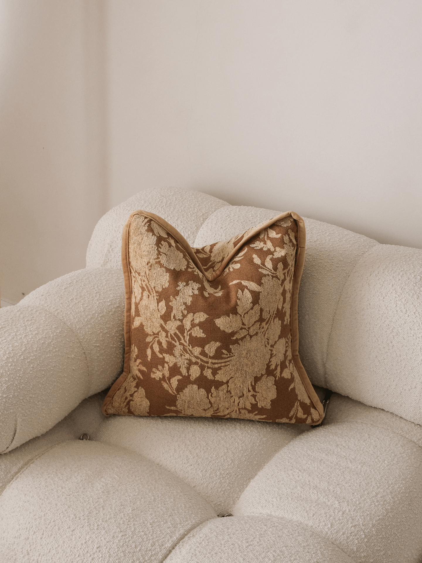 Adeline Tapestry Pillow - Artiome™ - Pillow