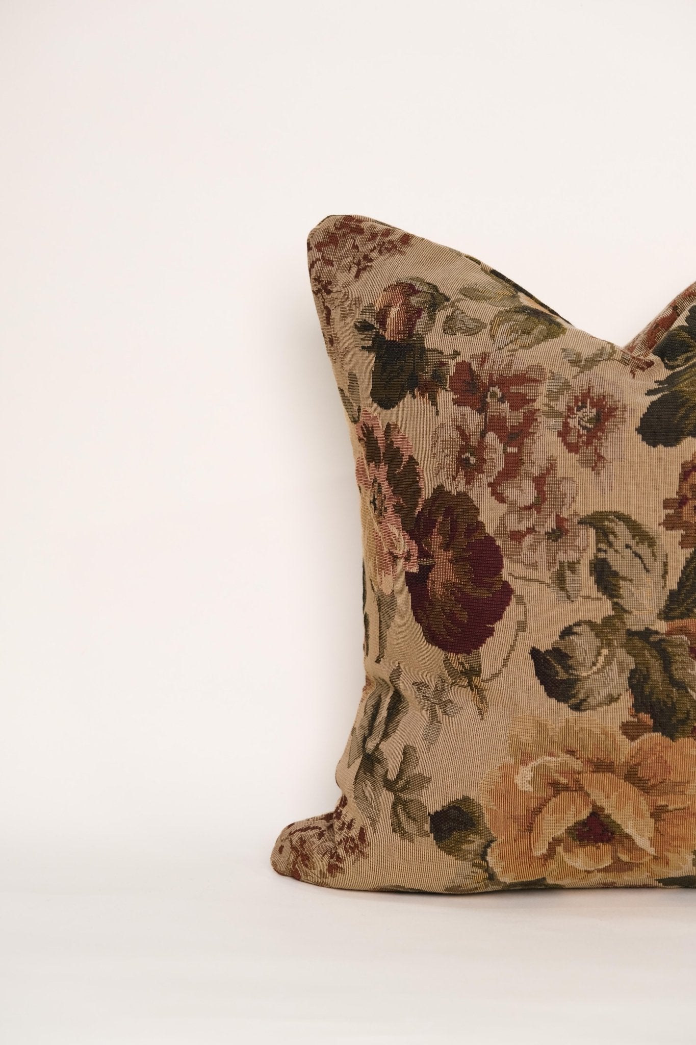 Amelie Tapestry Pillow - Artiome™ - Pillow
