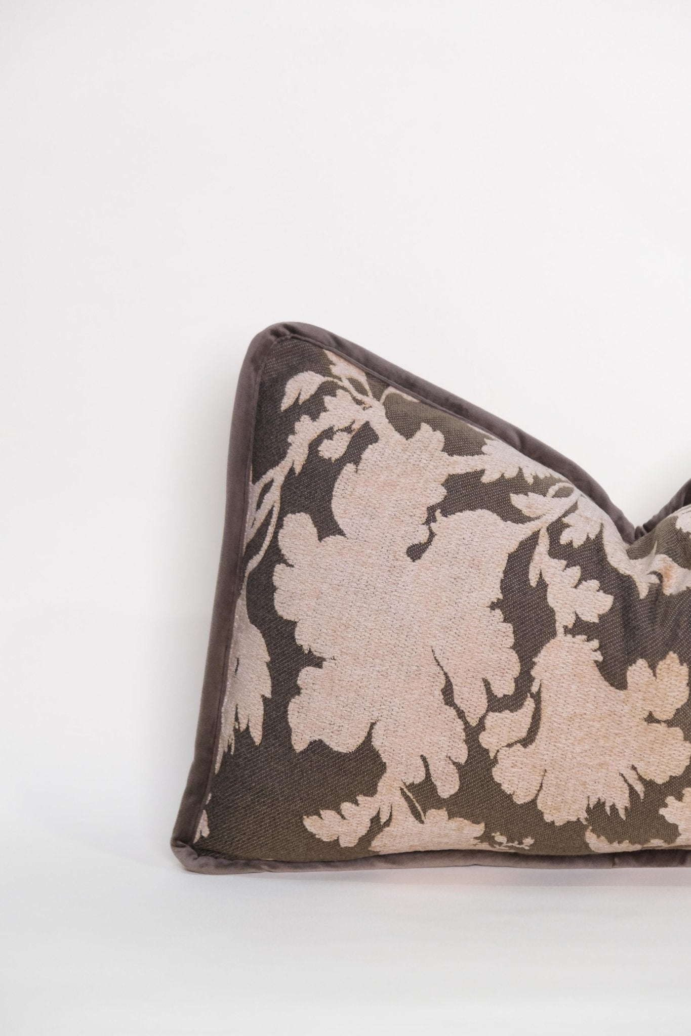 Benice Tapestry Lumbar - Artiome™ - Pillow
