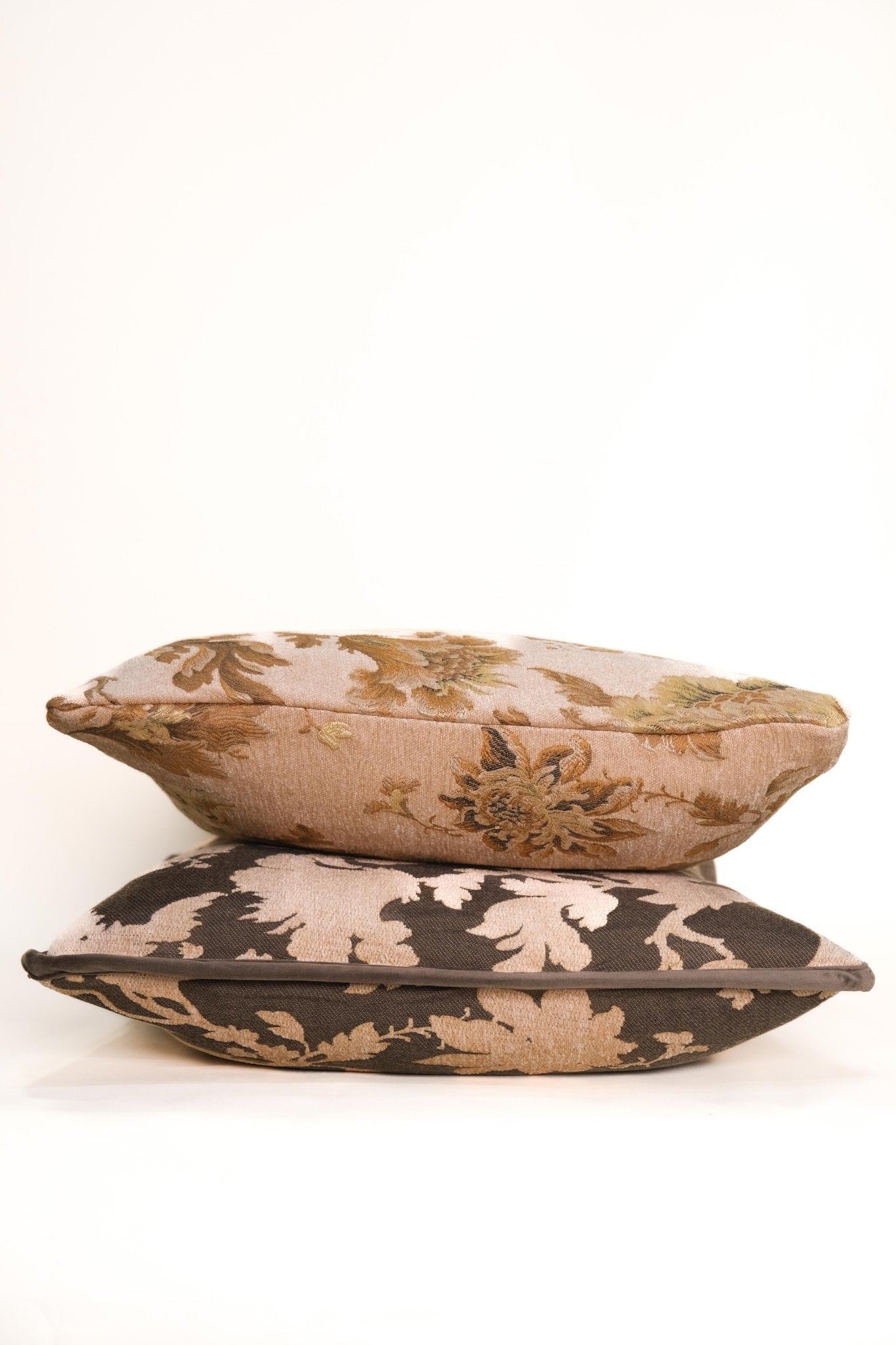 Benice Tapestry Pillow - Artiome™ - Pillow