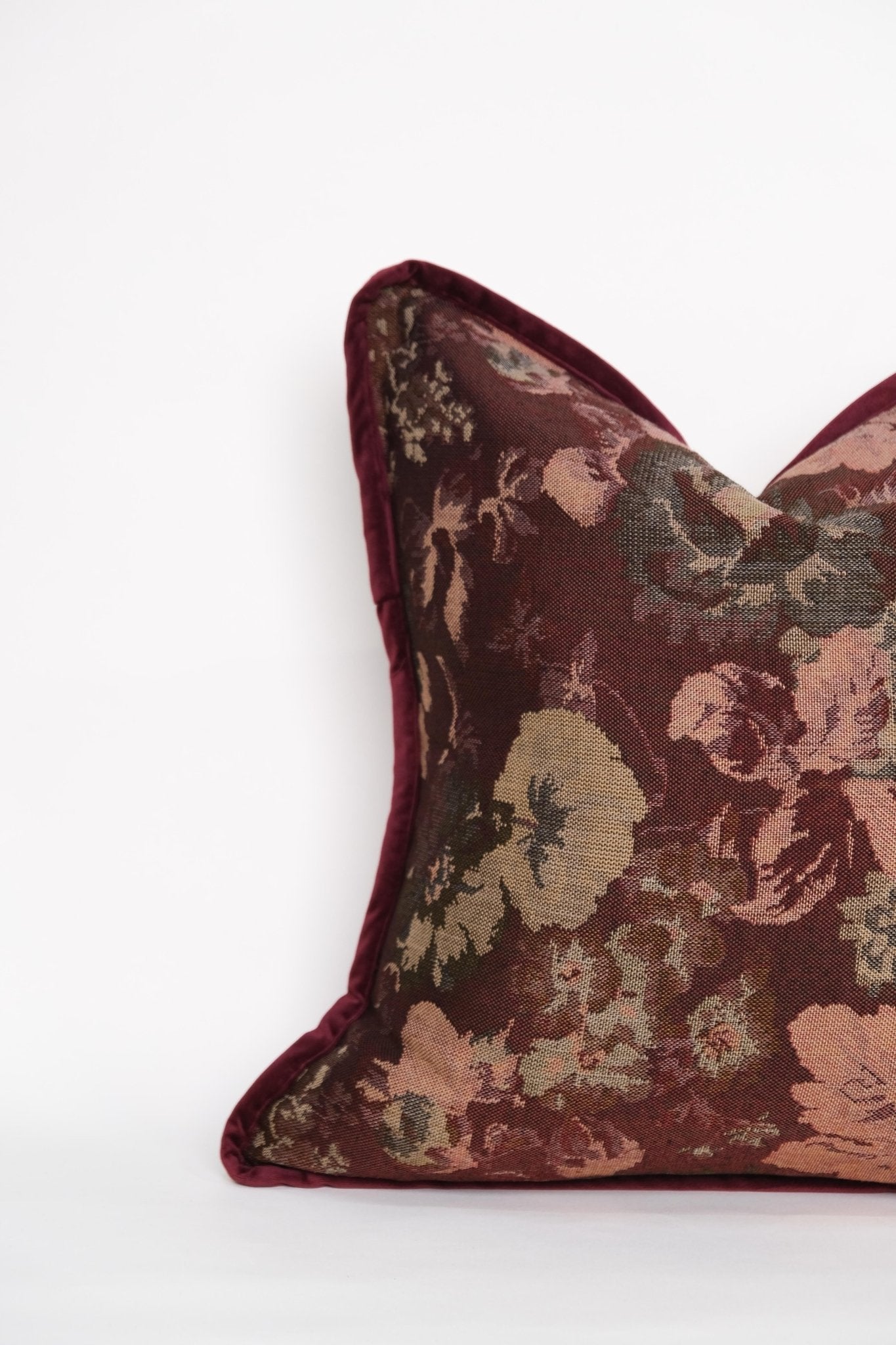 Amelie Tapestry Pillow - Artiome™ - Pillow