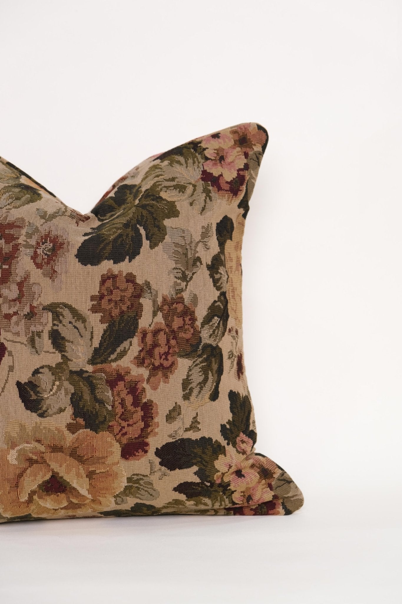 Amelie Tapestry Pillow - Artiome™ - Pillow