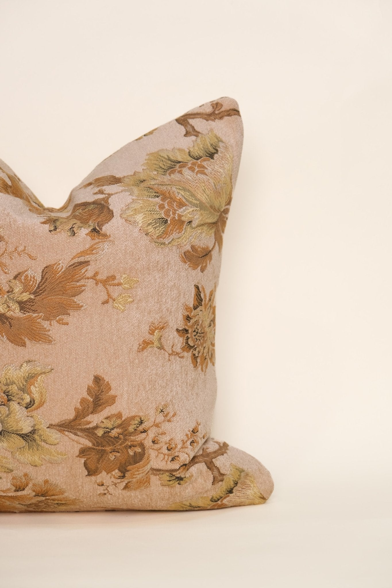 Benice Tapestry Pillow - Artiome™ - Pillow